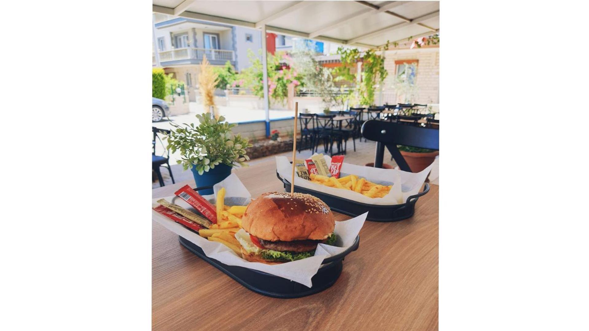 Altinova  Kumada Otel מראה חיצוני תמונה